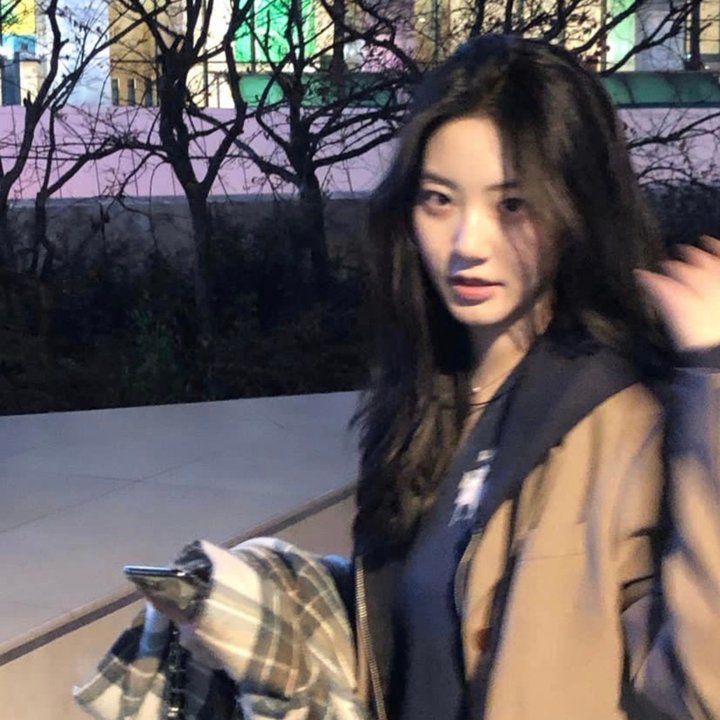 忧罗娜传奇 海报